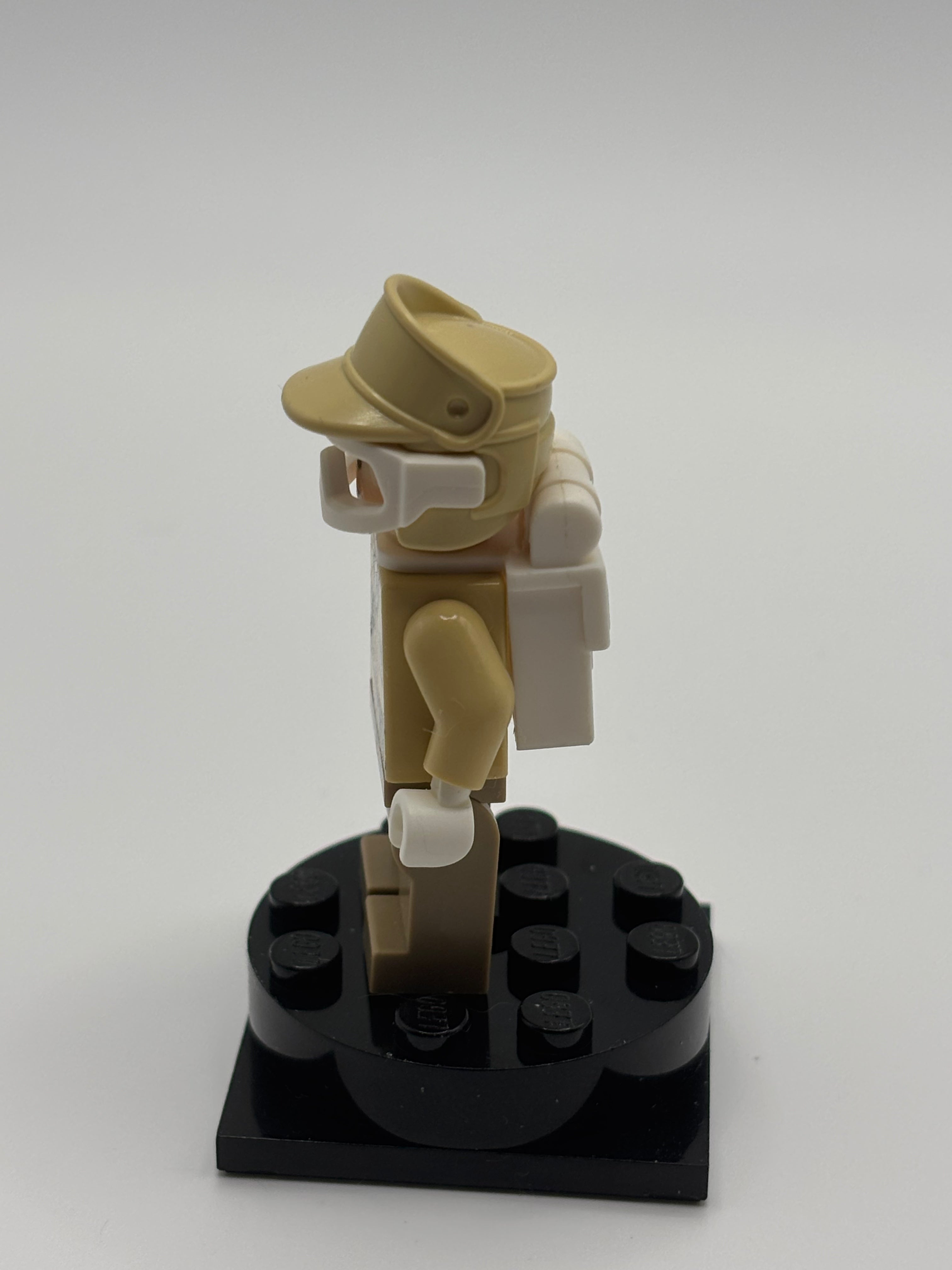 Hoth Rebel Trooper Tan Uniform (Stubble) - sw0462