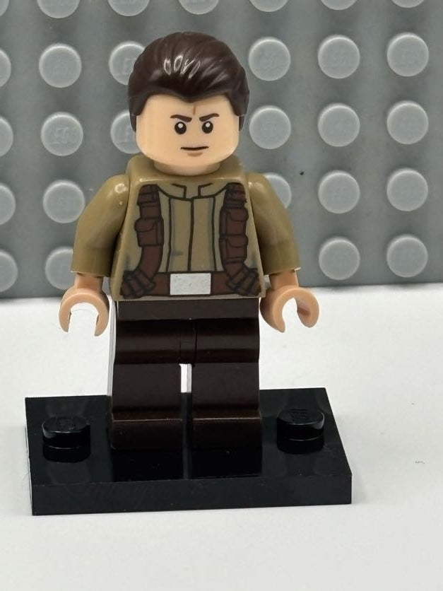 Resistance Soldier; Male - sw0669