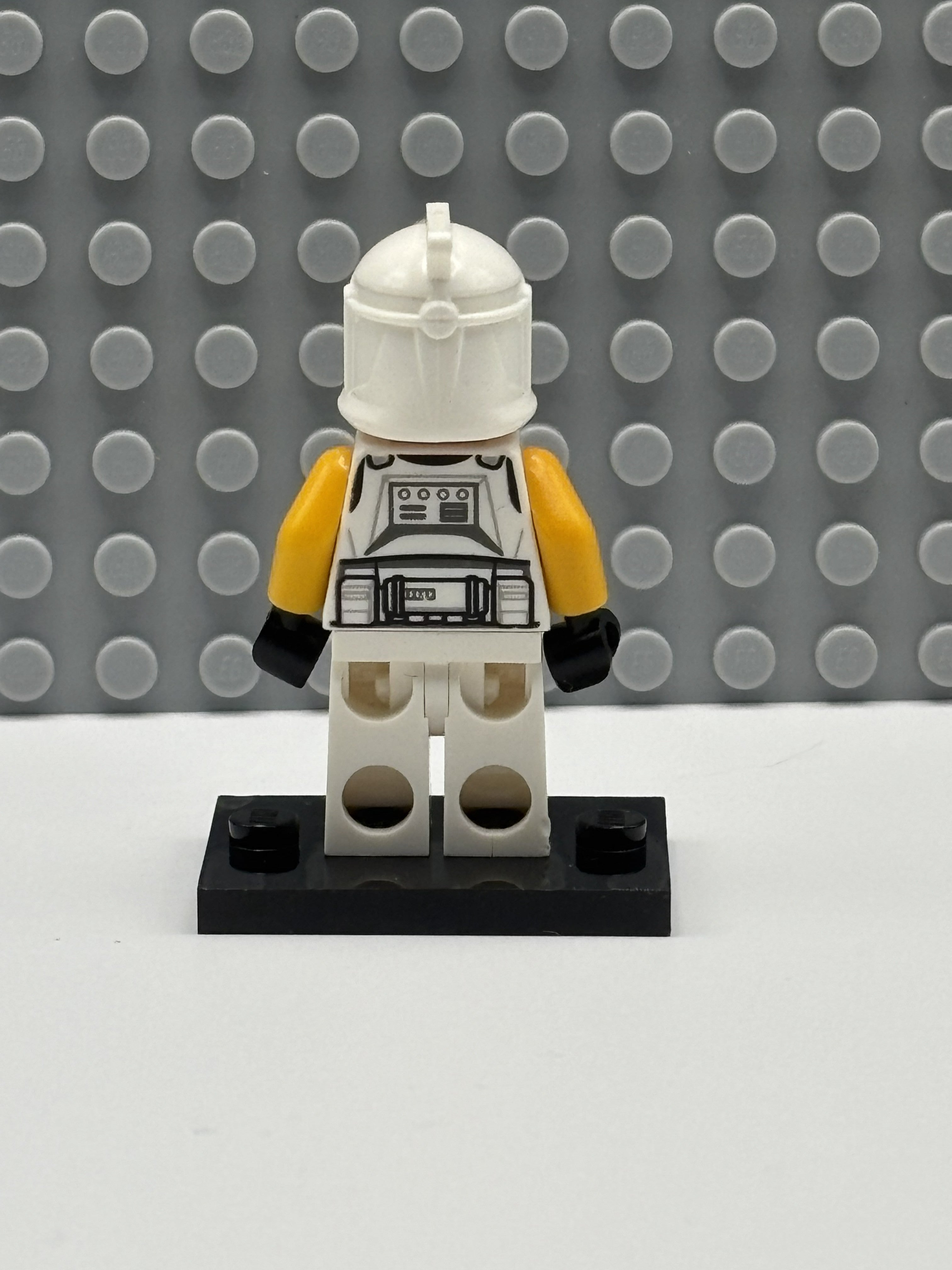 Clone Trooper Commander (Phase 1) - sw1146