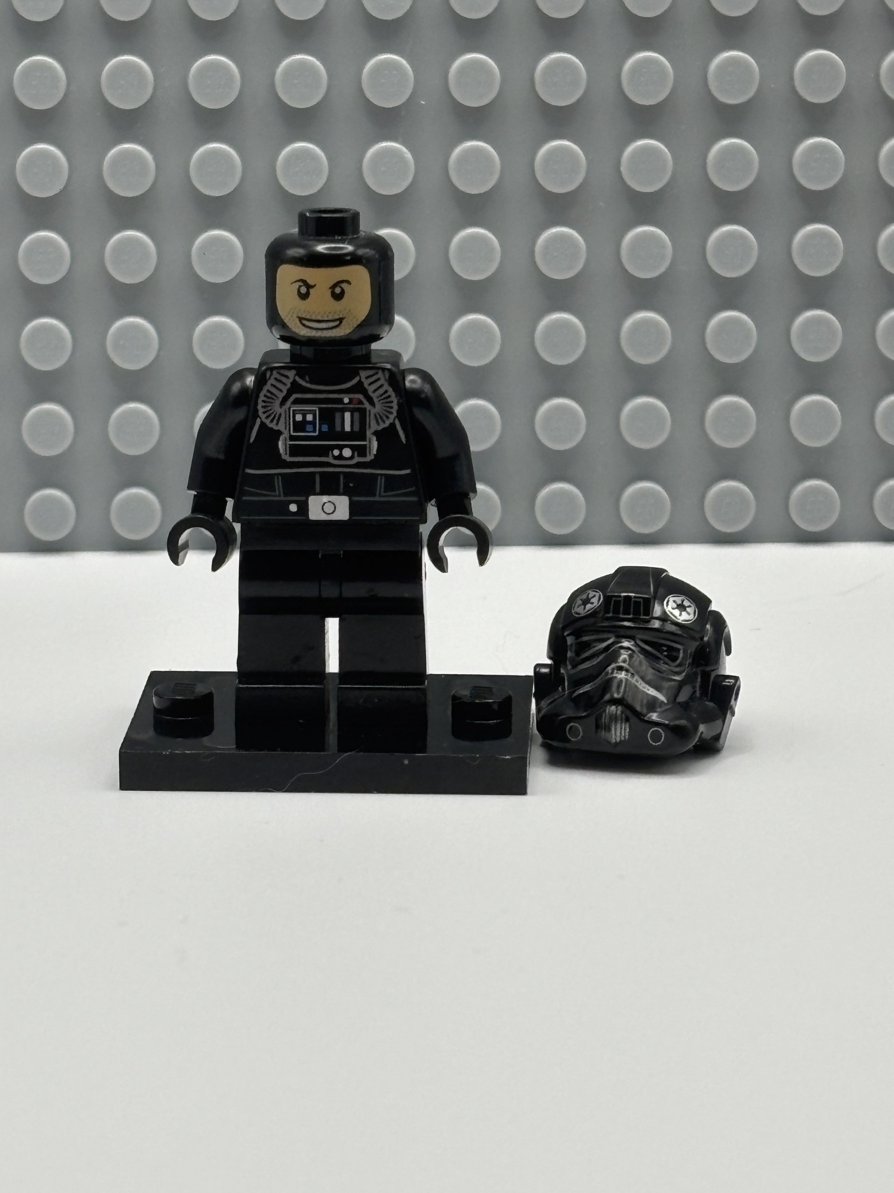 Imperial TIE Fighter / Bomber Pilot - sw0457