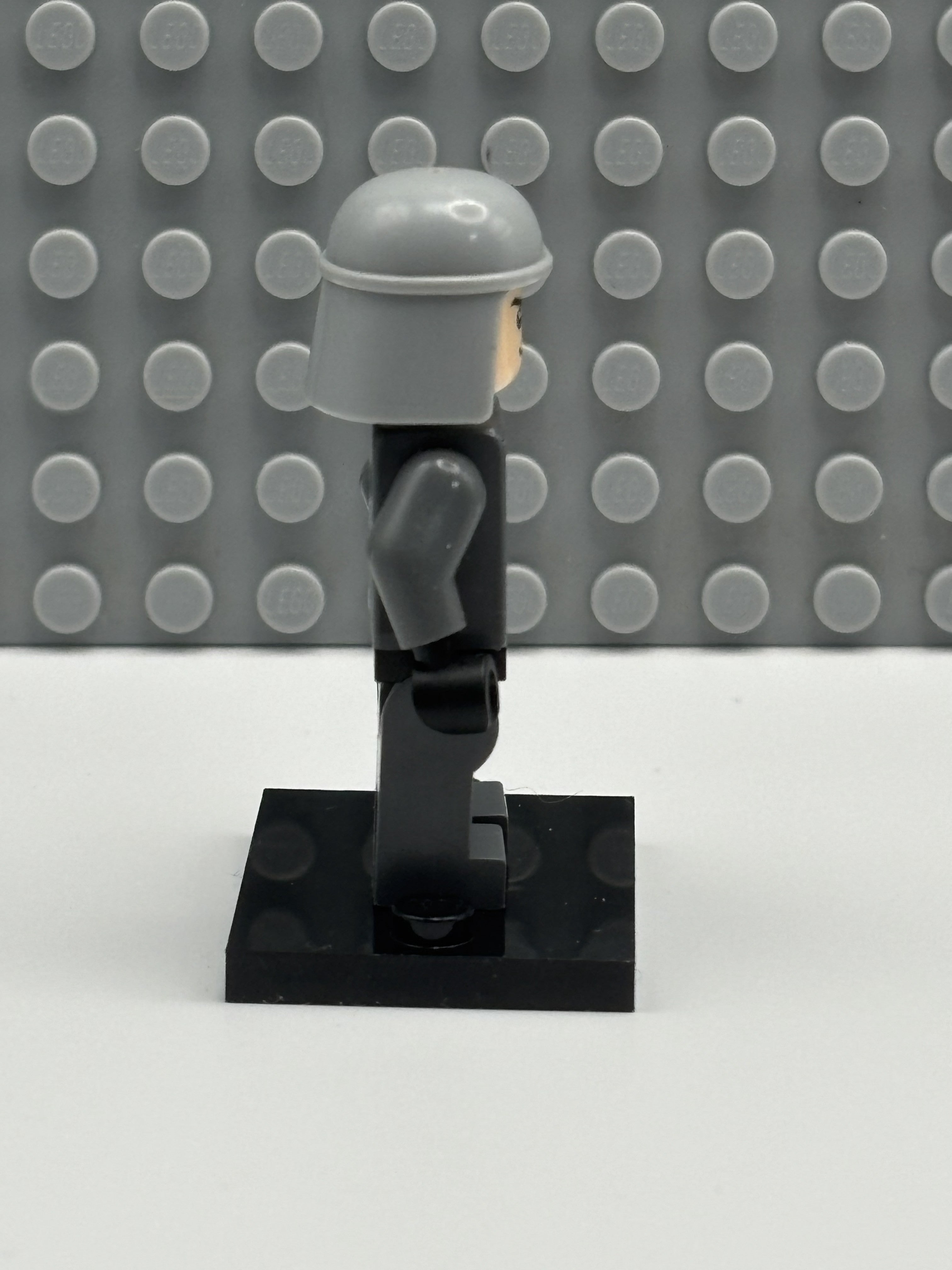Imperial Officer with Battle Armor - sw0261