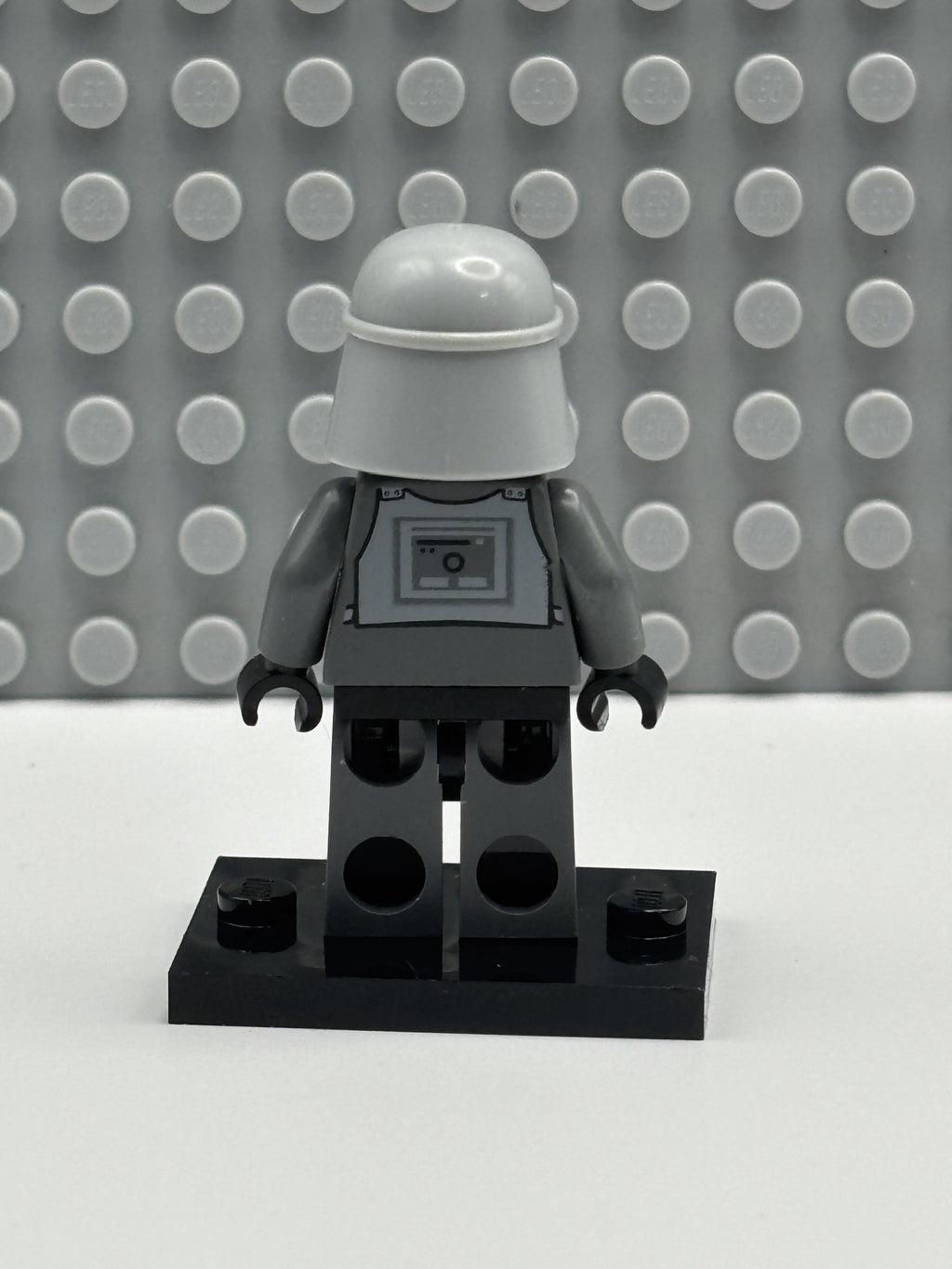 Imperial Officer with Battle Armor - sw0261