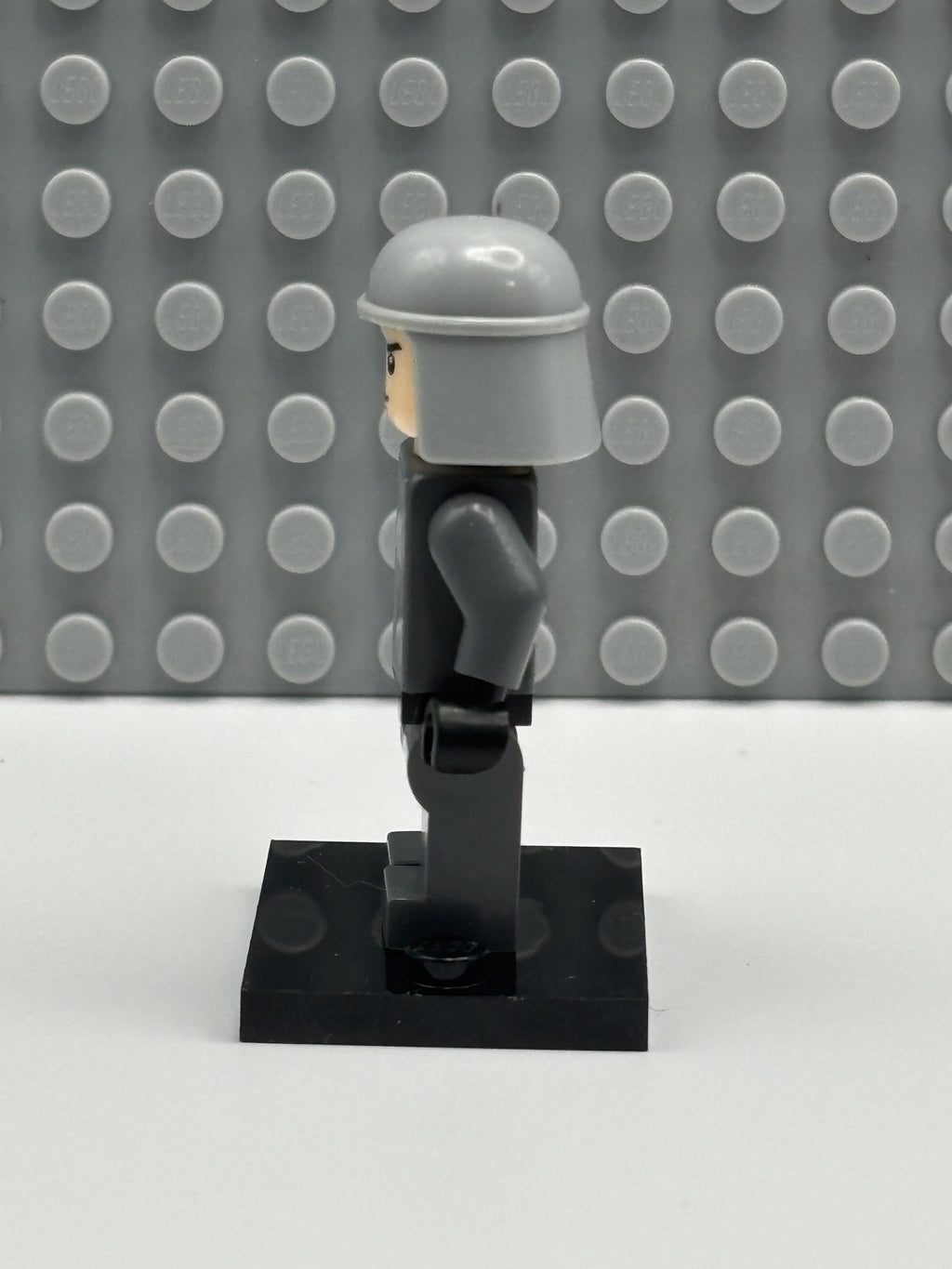 Imperial Officer with Battle Armor - sw0261