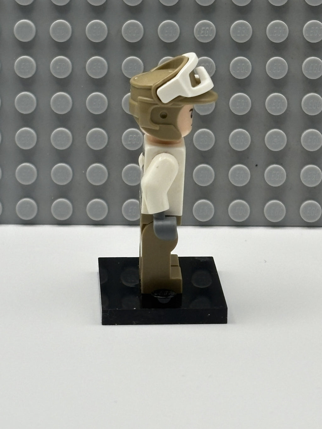 Hoth Rebel Trooper White Uniform - sw1015