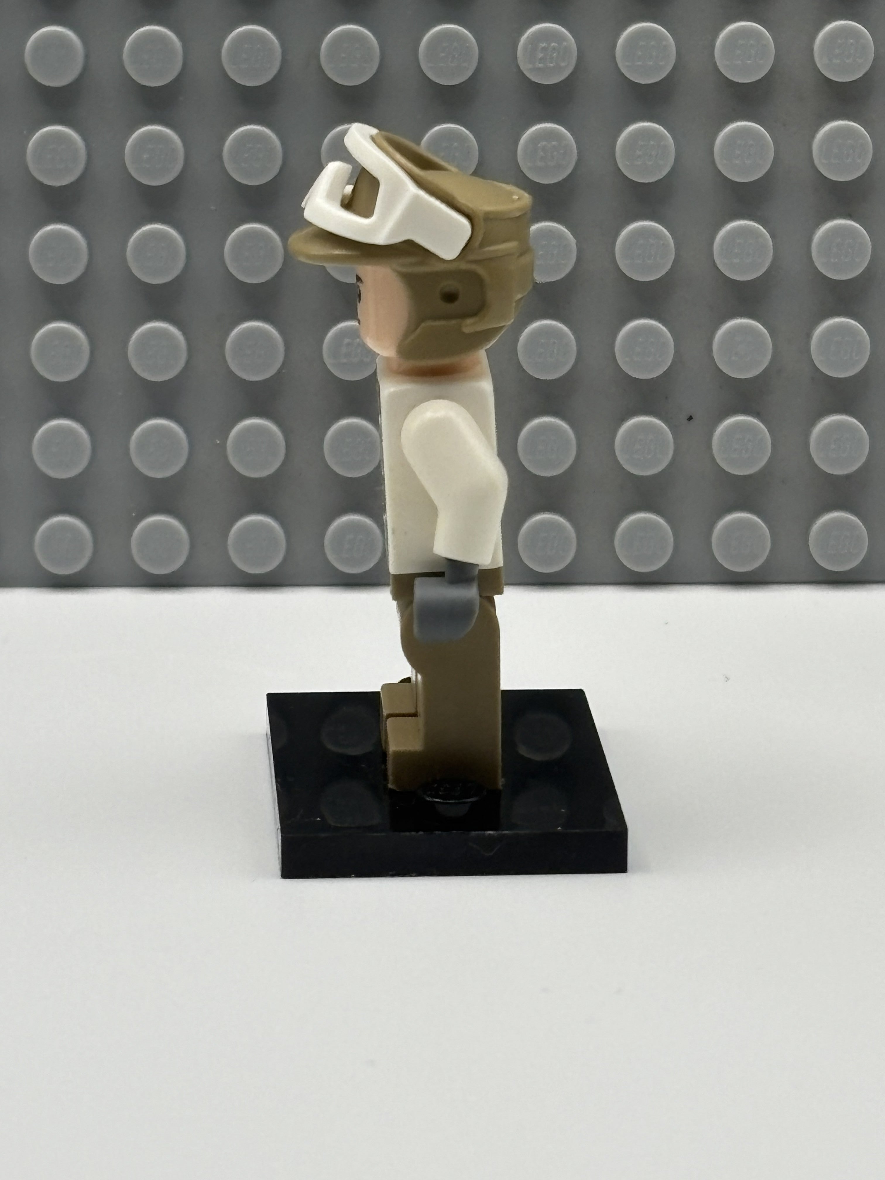 Hoth Rebel Trooper White Uniform - sw1015