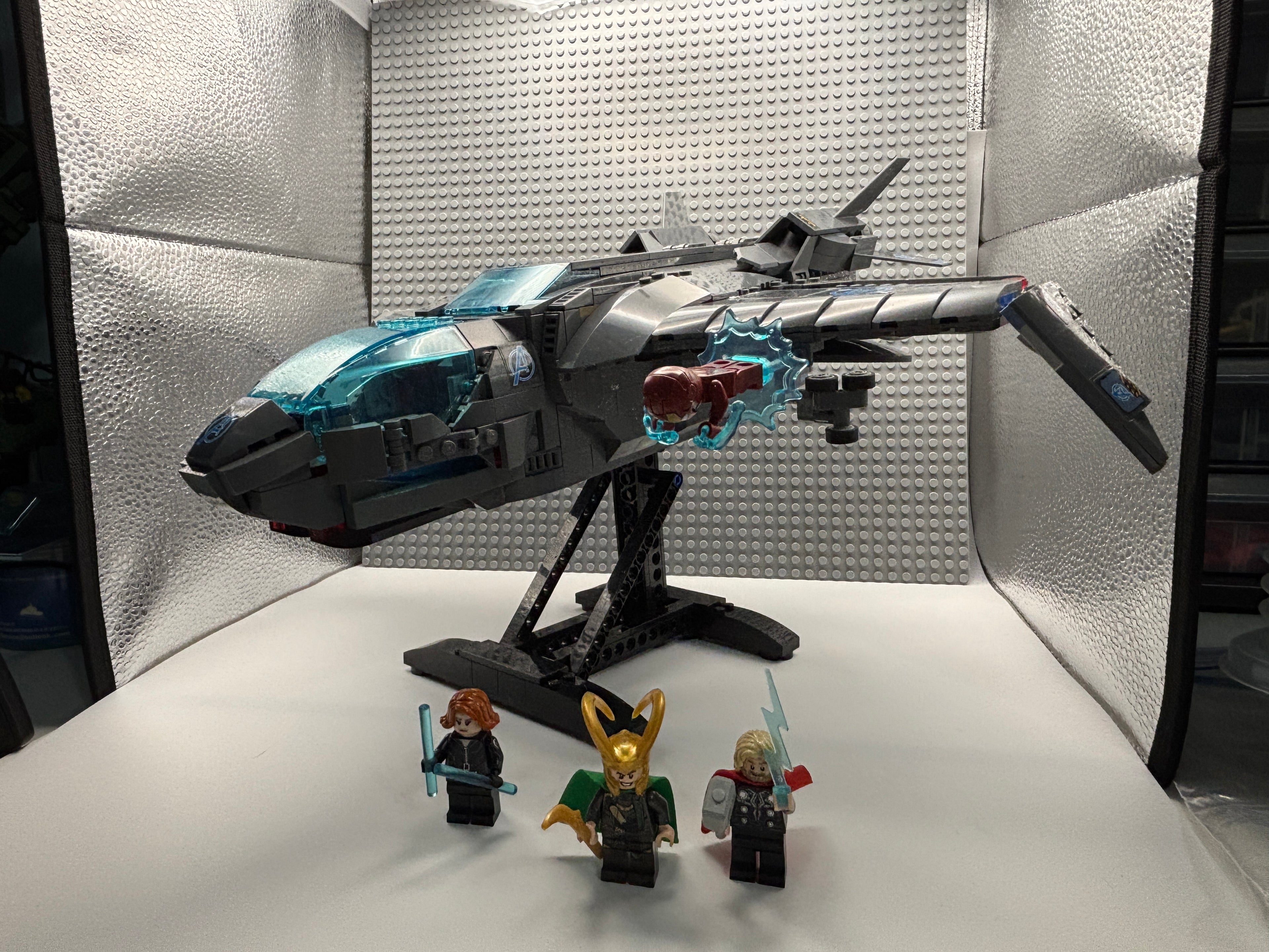 The Avengers Quinjet - #76248
