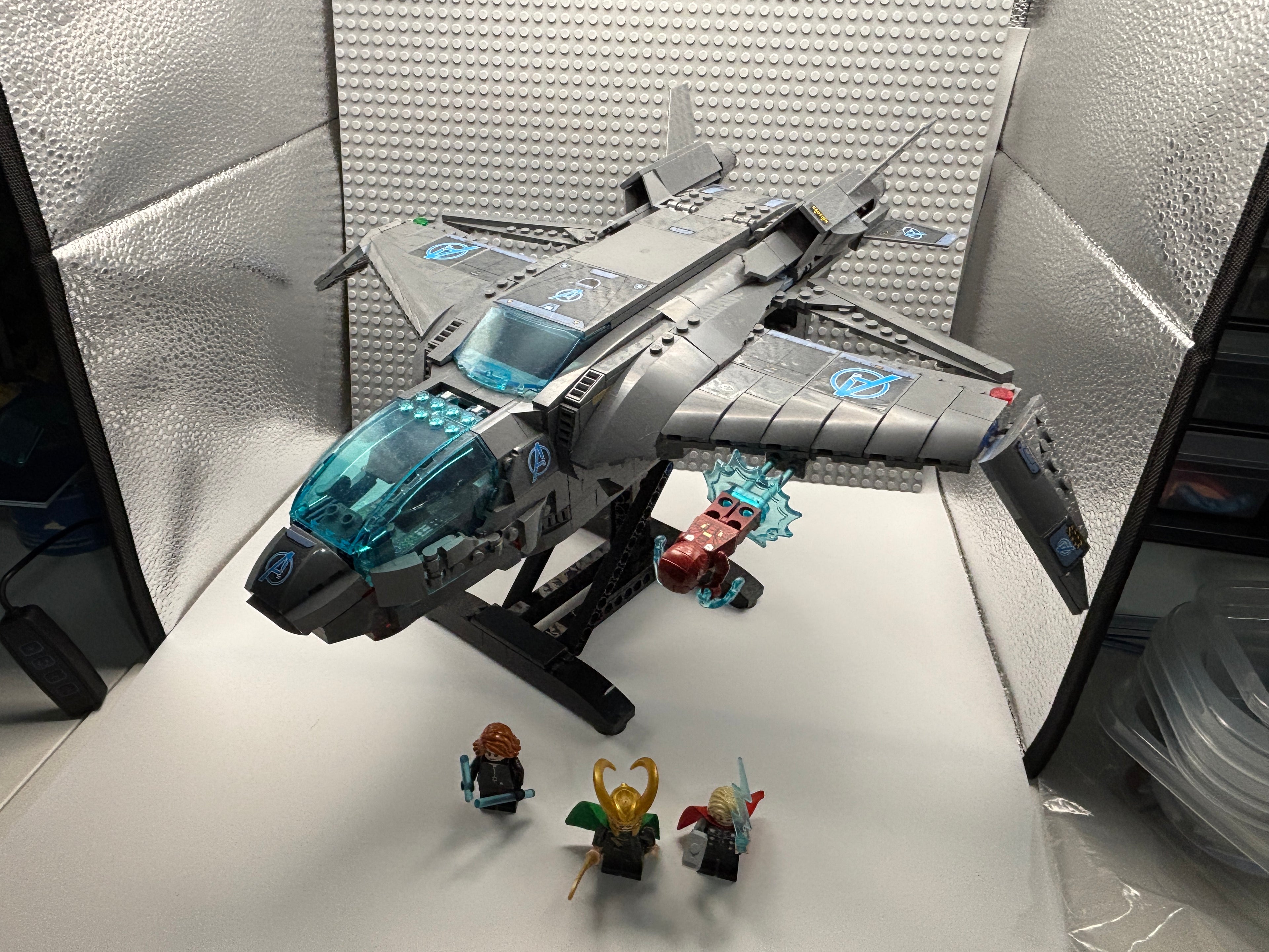 The Avengers Quinjet - #76248