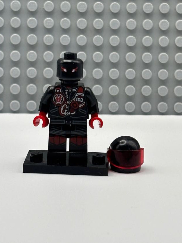 Mr. E - njo0385