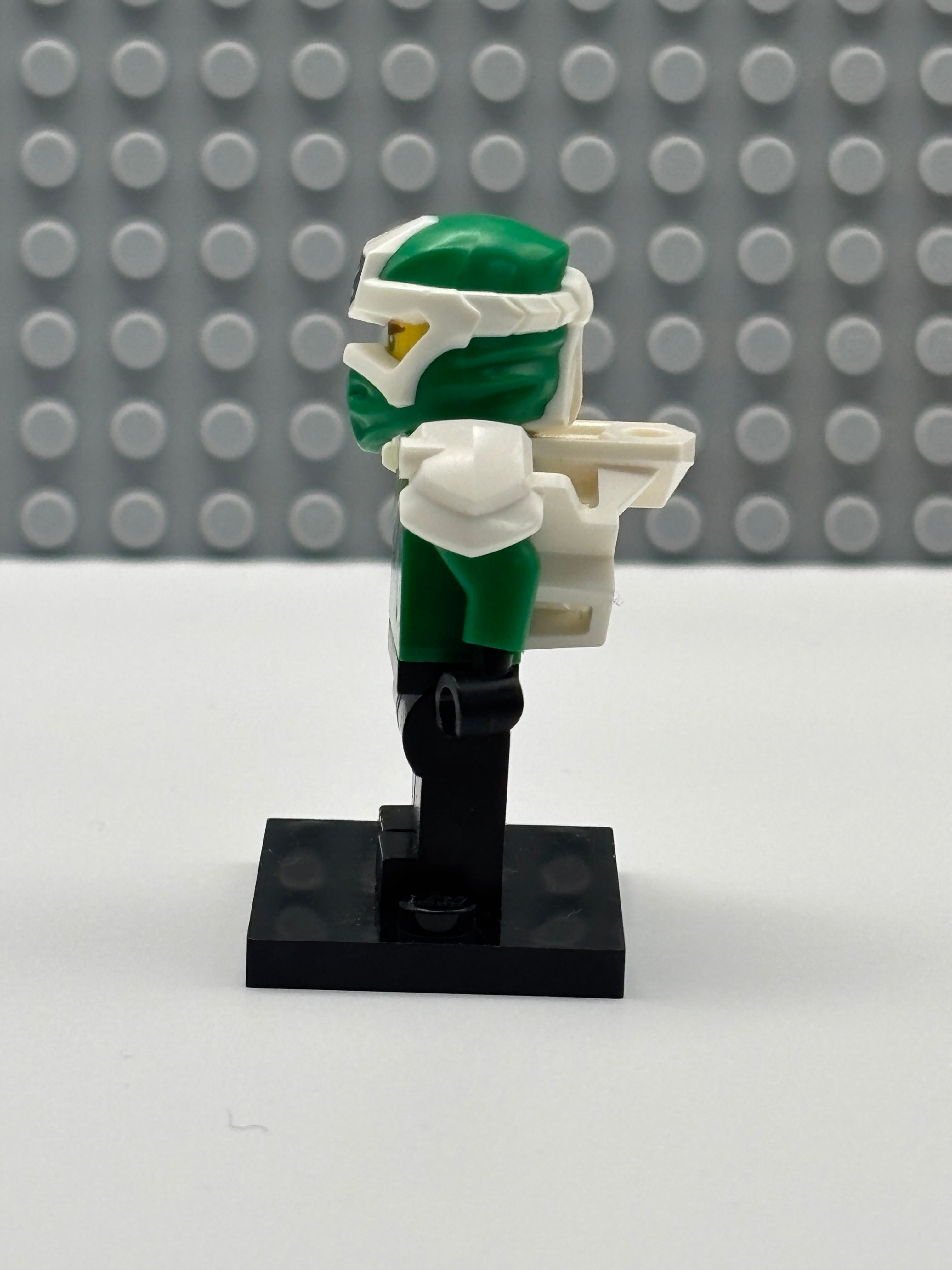 Lloyd - Digi Lloyd, Armor Shoulder - njo0570