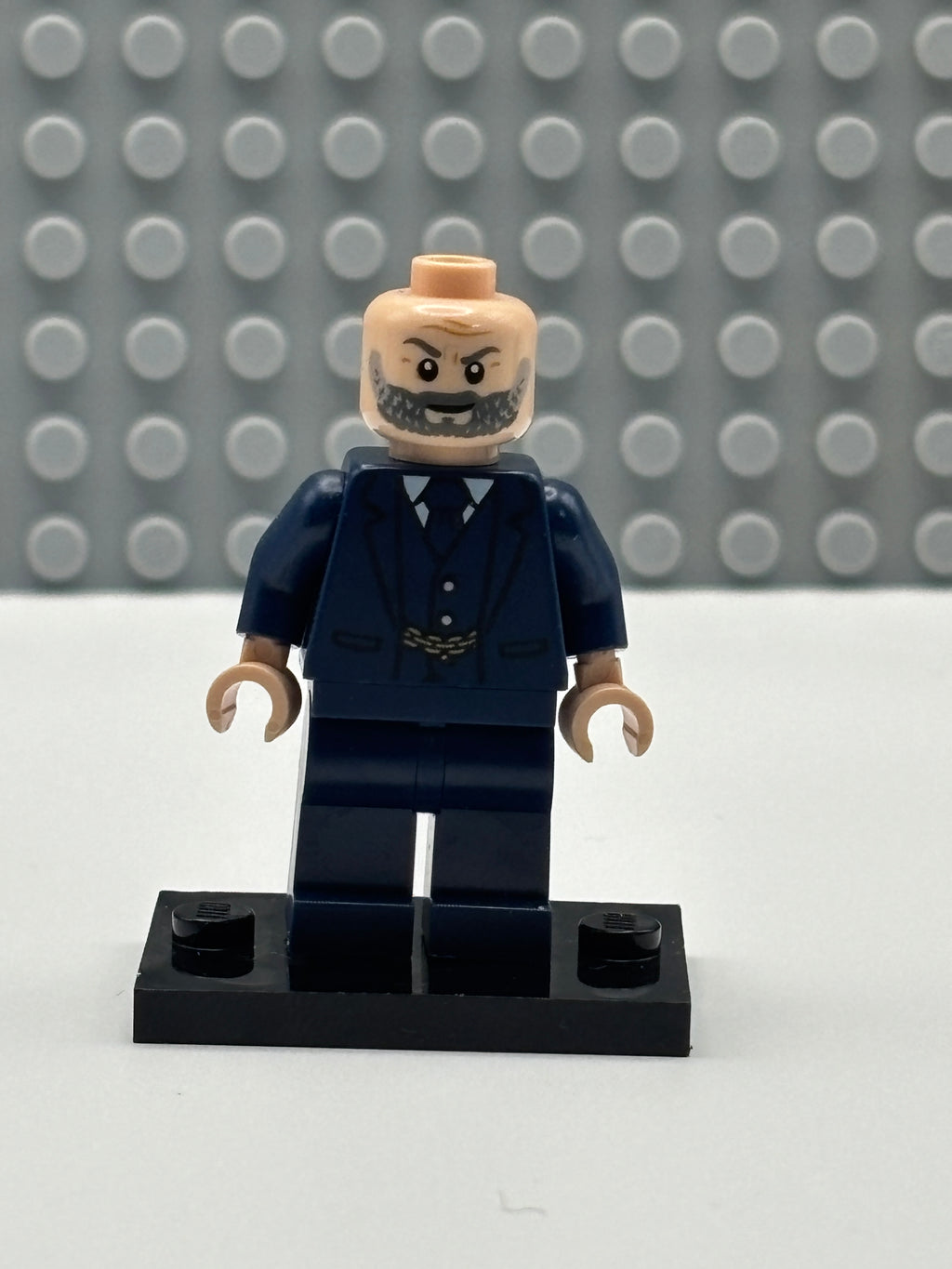 Obadiah Stane - sh0738