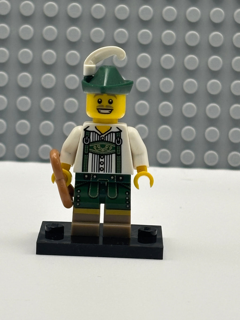 Lederhosen Guy - col08-3