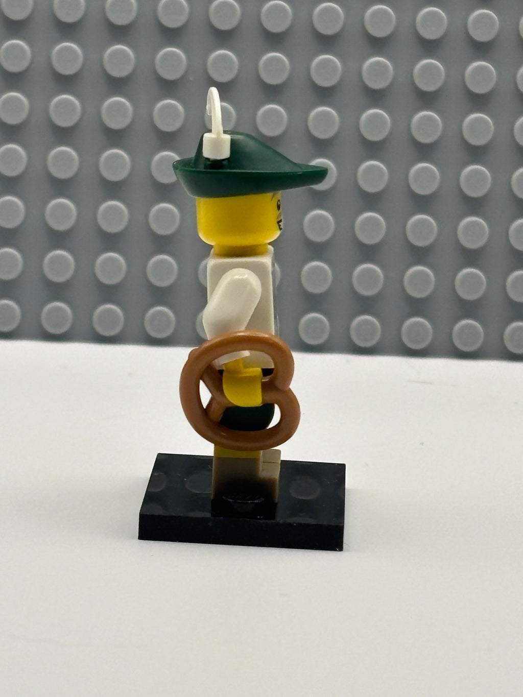 Lederhosen Guy - col08-3