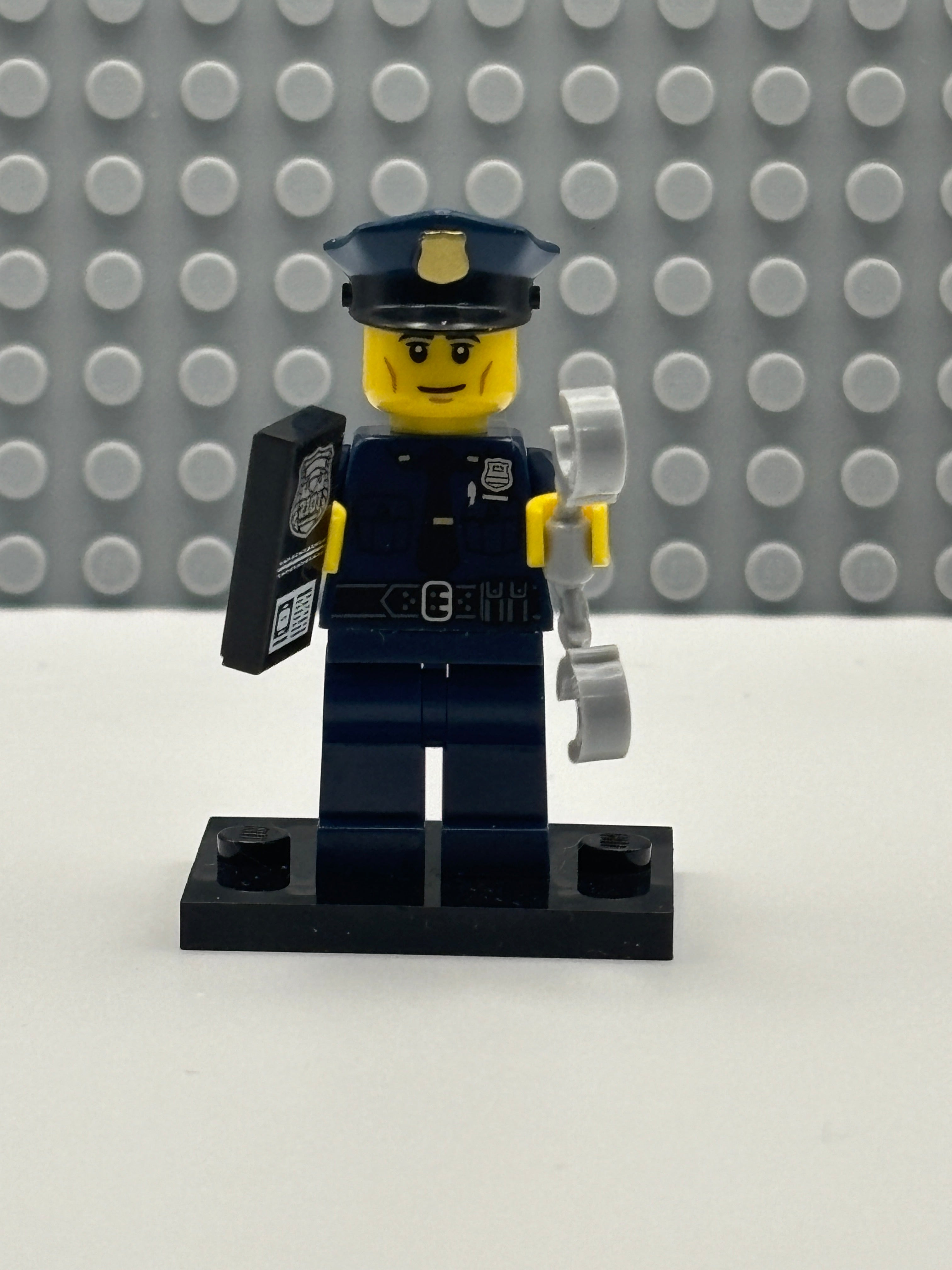 Policeman - col09-6