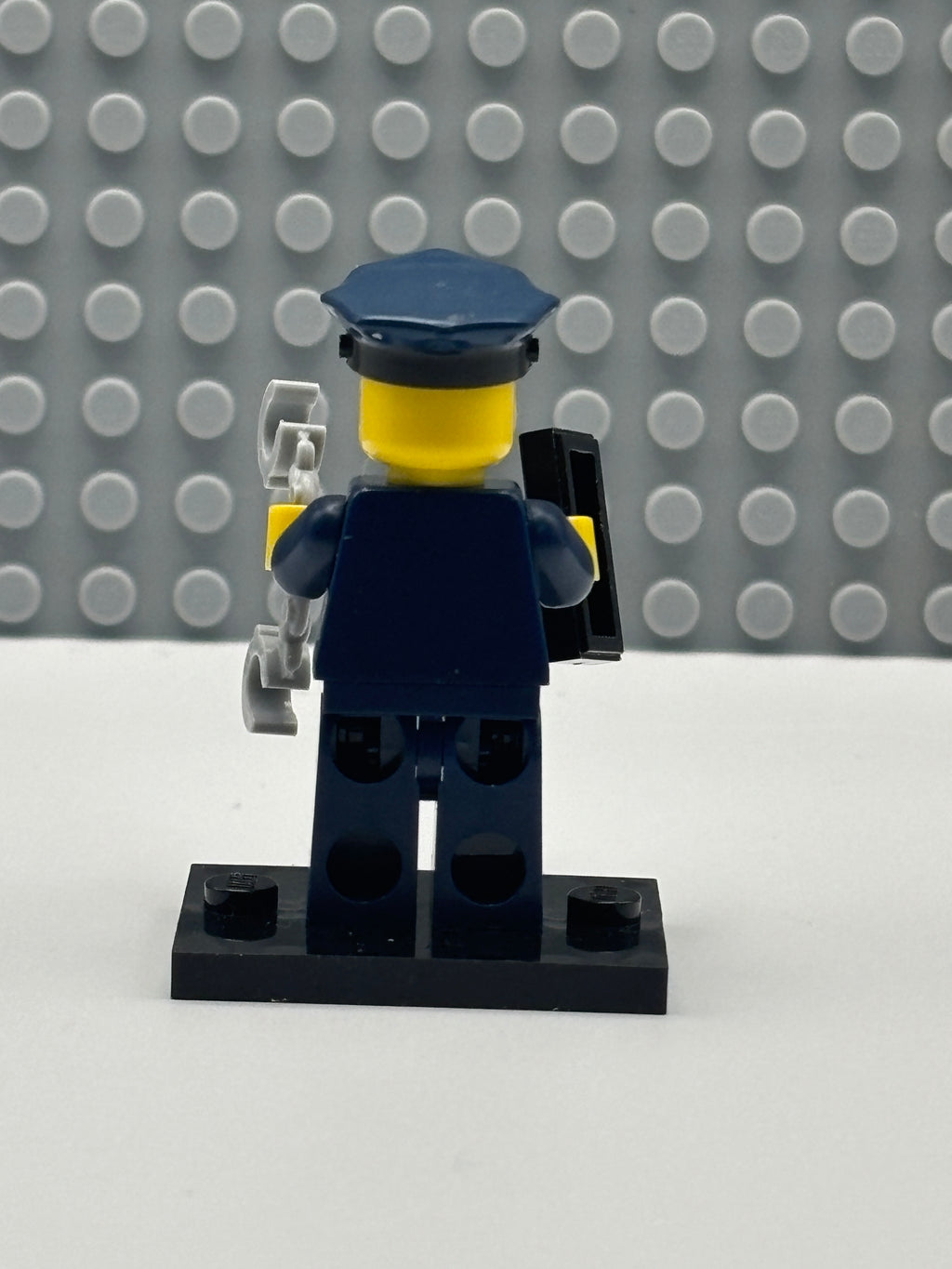 Policeman - col09-6