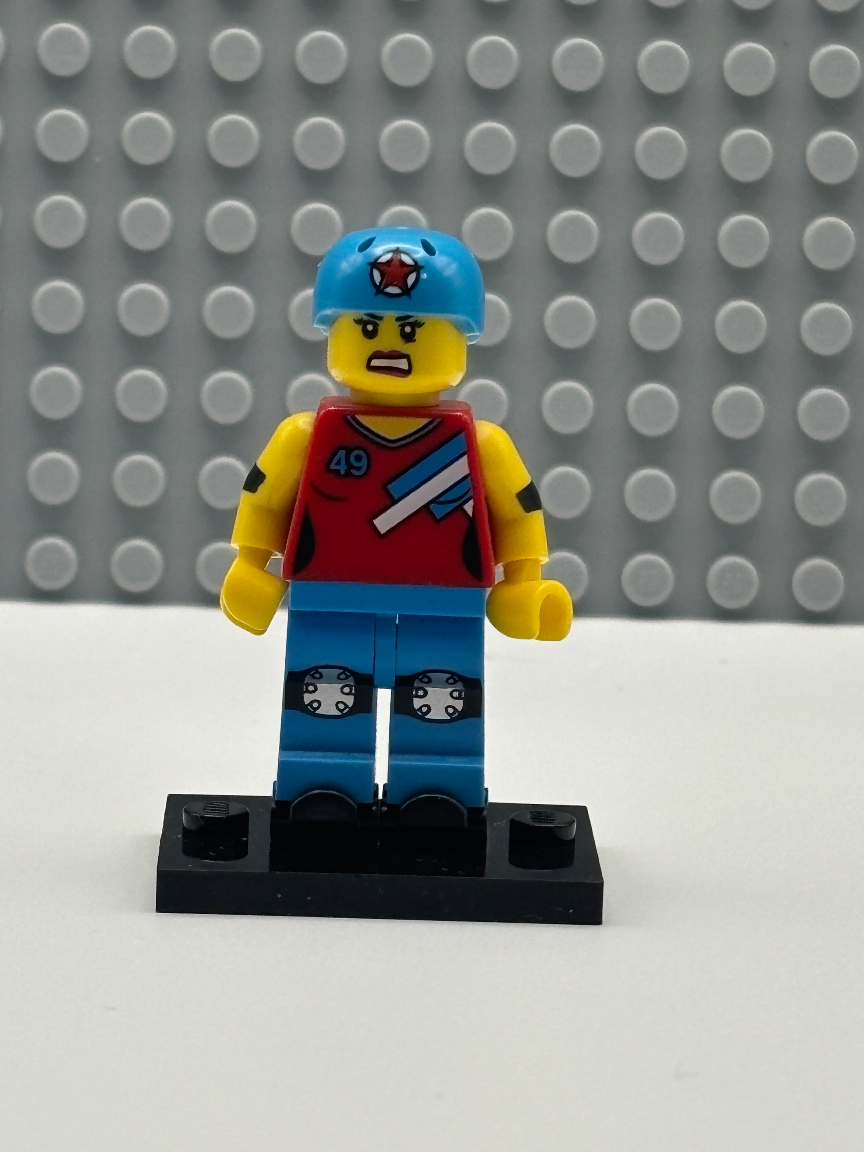Roller Derby Girl - col09-8