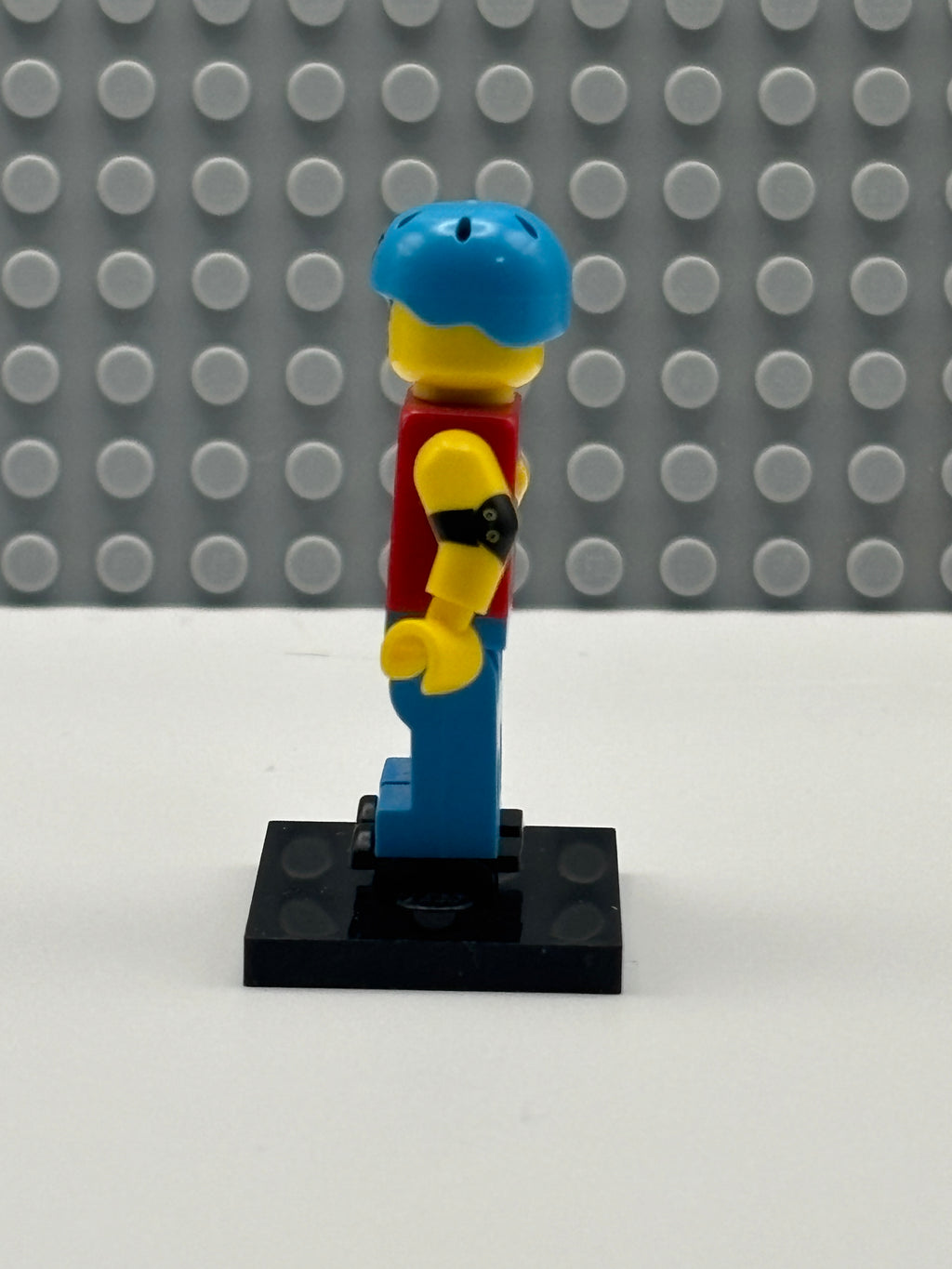 Roller Derby Girl - col09-8