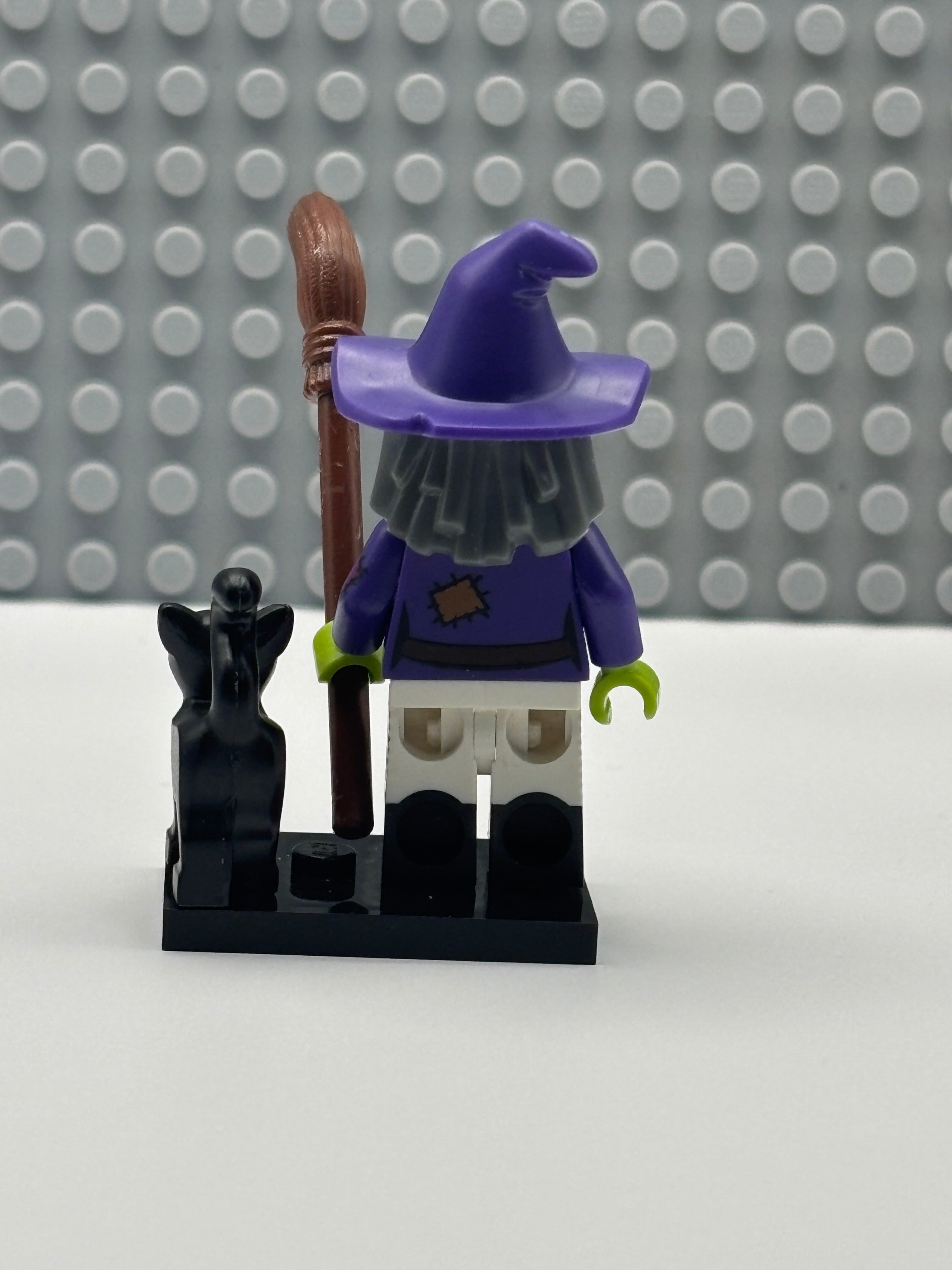 Wacky Witch - col14-4