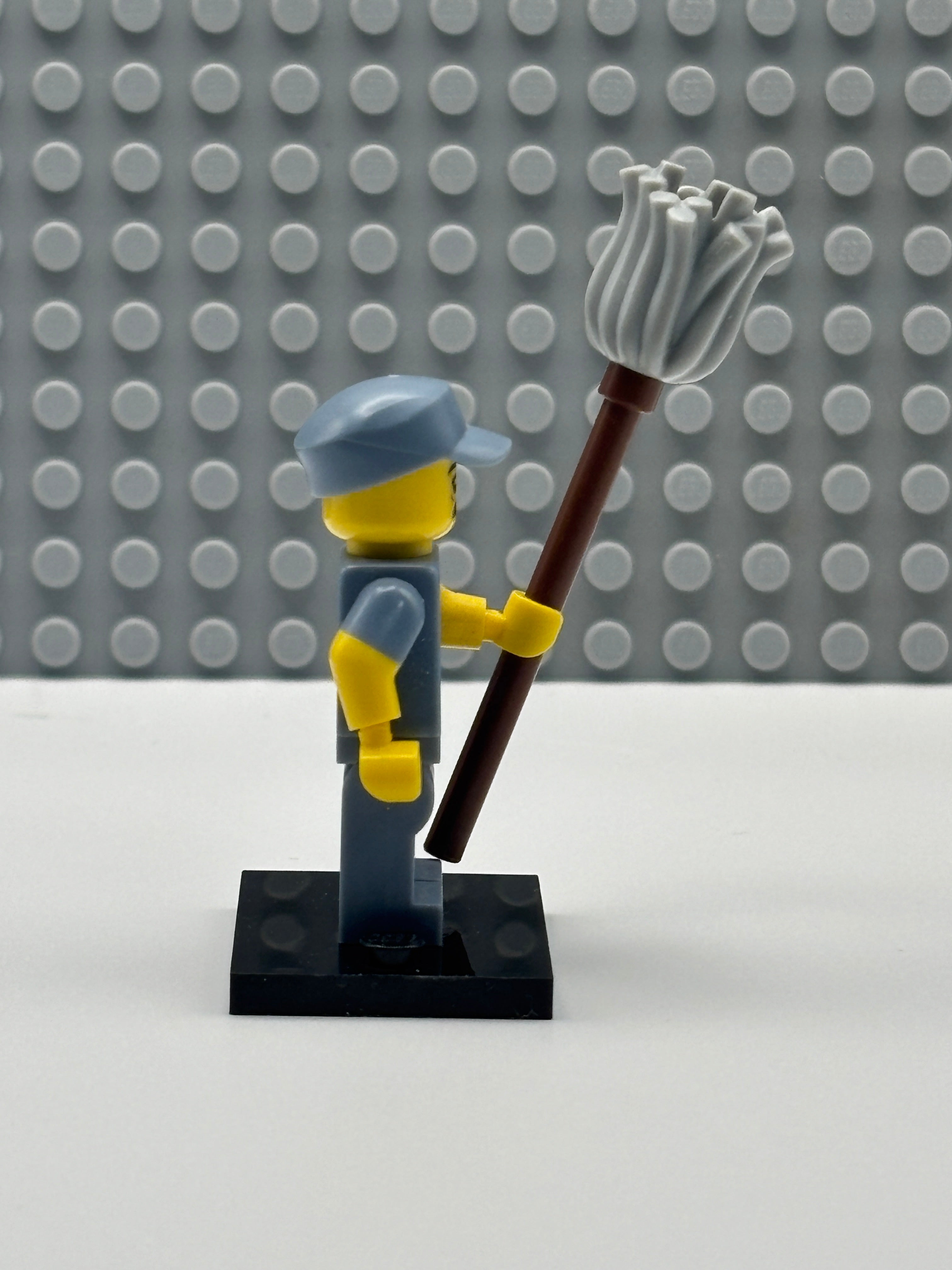 Janitor - col15-9