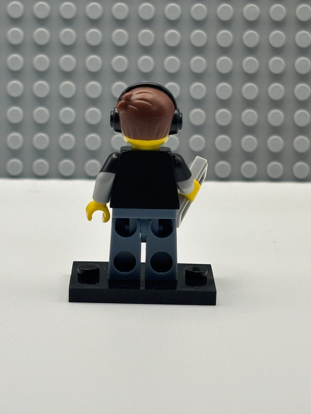 Video Game Guy - col12-4