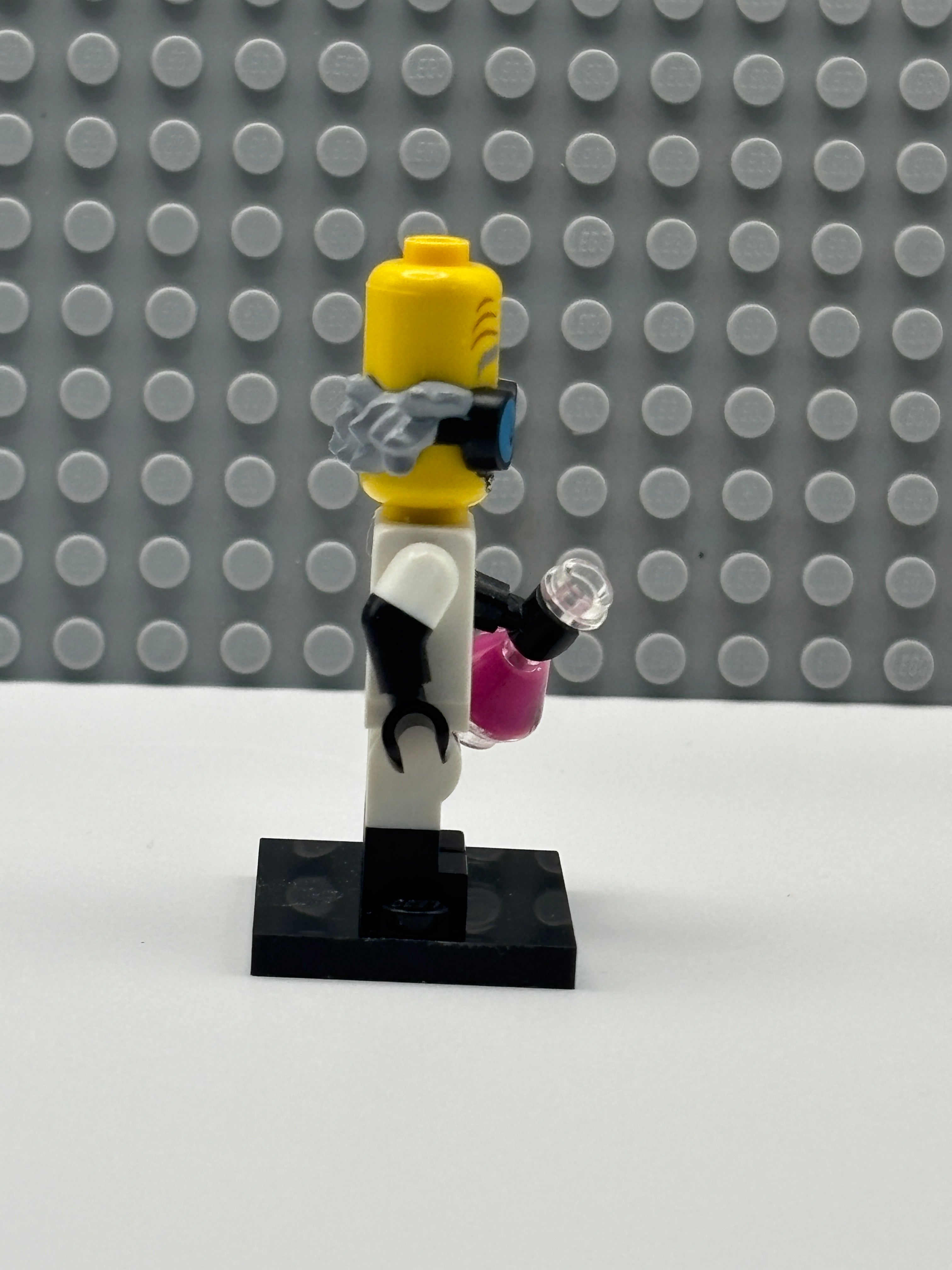 Monster Scientist - col14-3