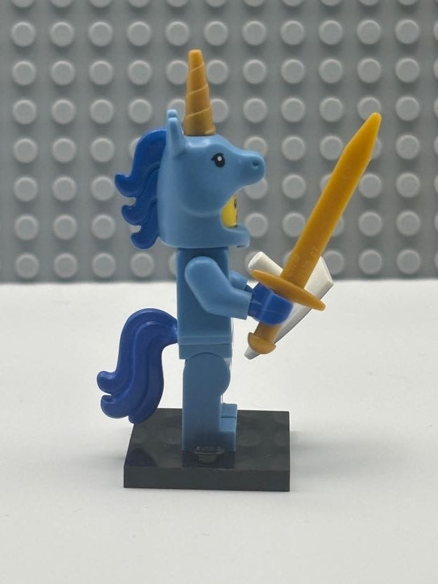 Unicorn Guy - col18-17