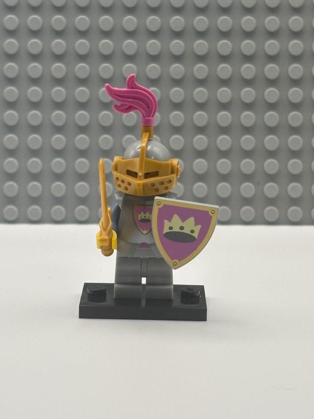 Knight of the Yellow Castle - col23-11