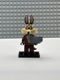 Wile E. Coyote - collt-3 - LEGO® Looney Tunes Minifigure