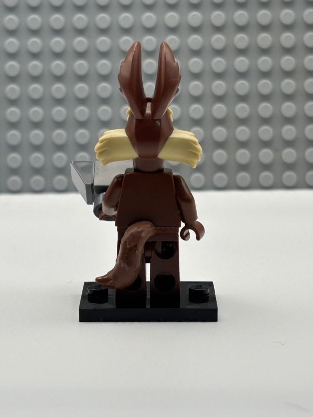 Wile E. Coyote - collt-3 - LEGO® Looney Tunes Minifigure