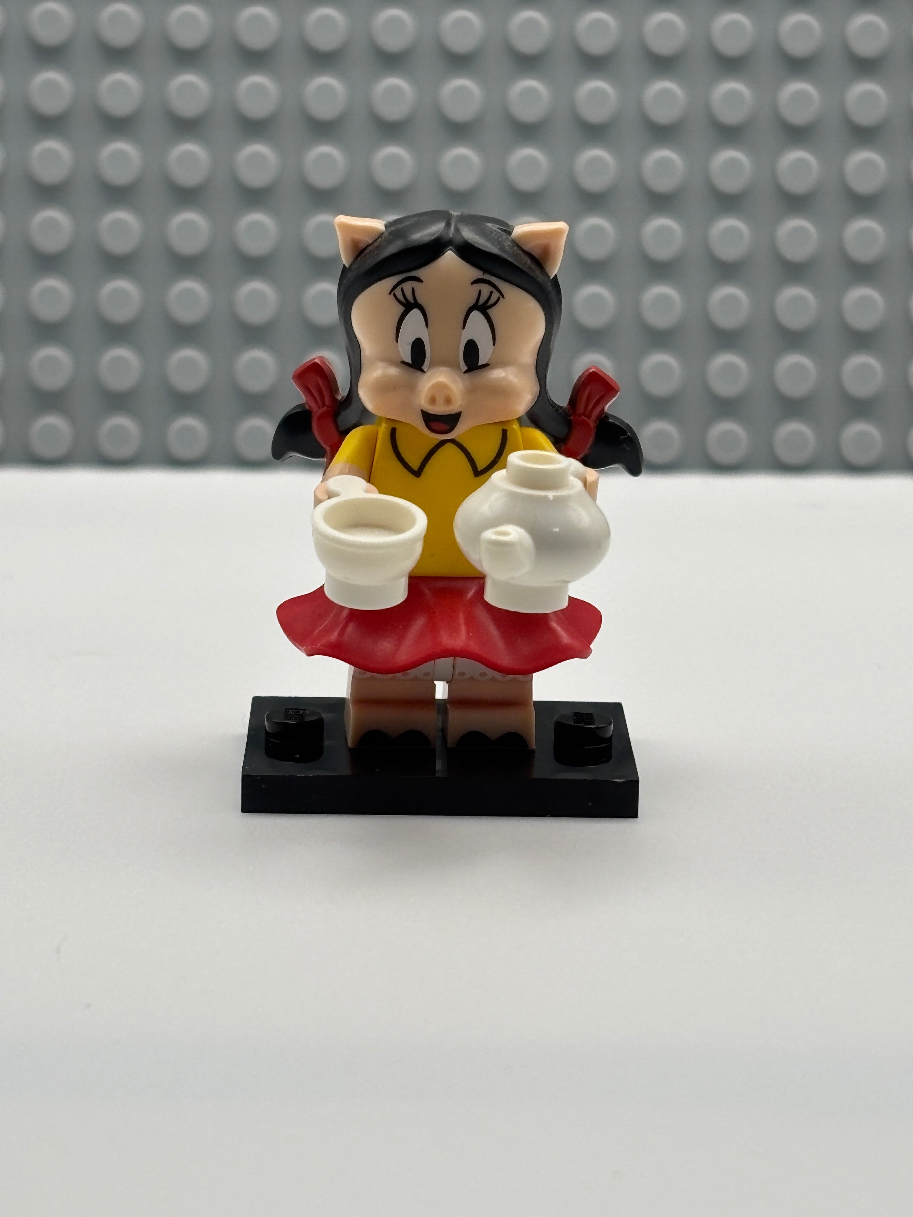 Petunia Pig - collt-11 - LEGO® Looney Tunes Minifigure