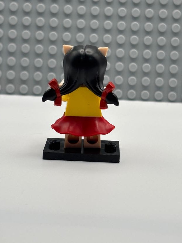 Petunia Pig - collt-11 - LEGO® Looney Tunes Minifigure