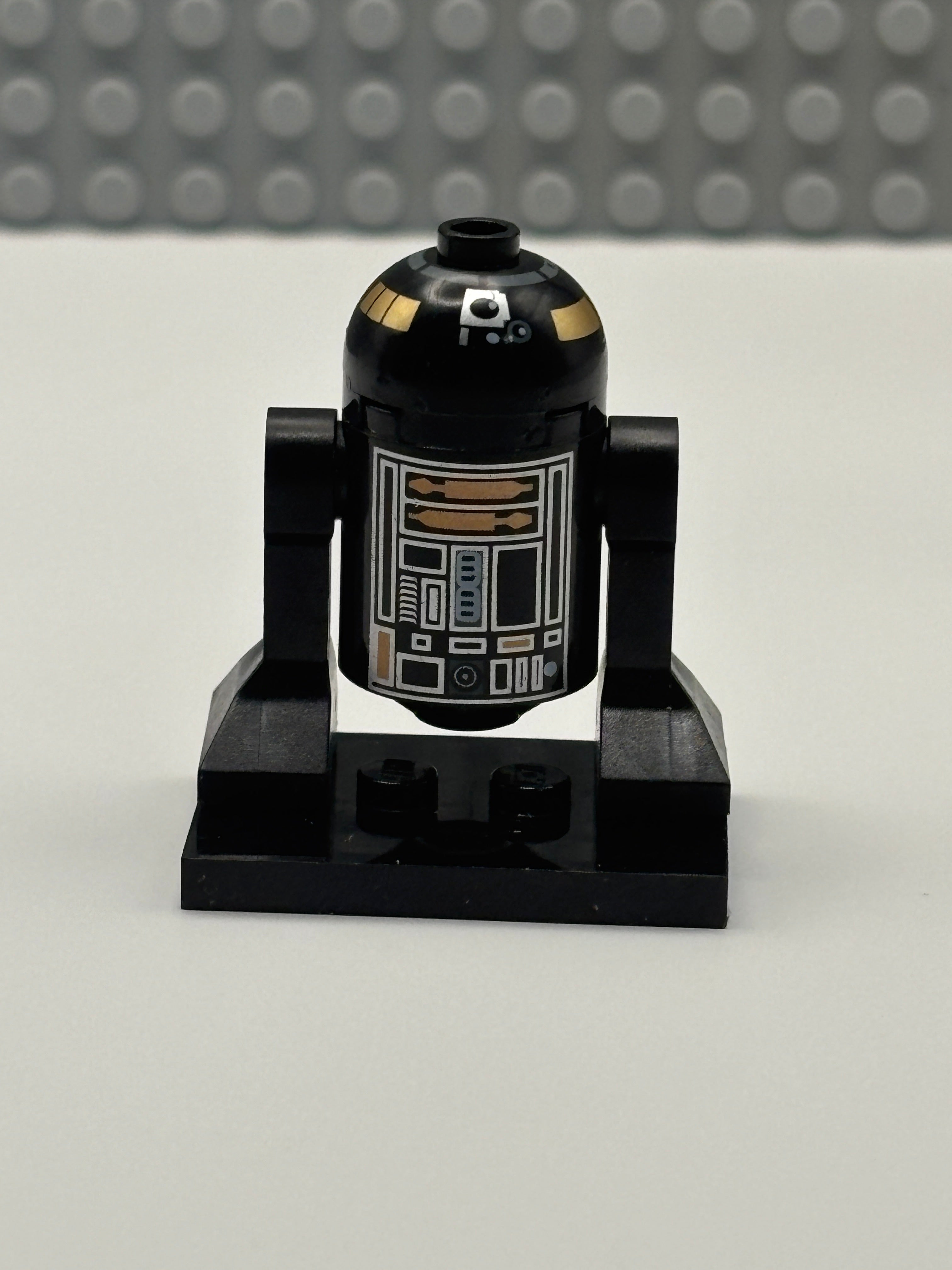 R2-D5 - sw0155