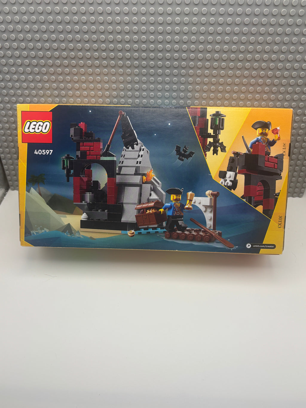 Scary Pirate Island - #40597