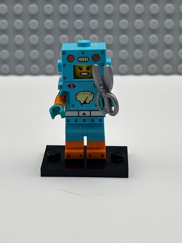 Cardboard Robot - col23-6