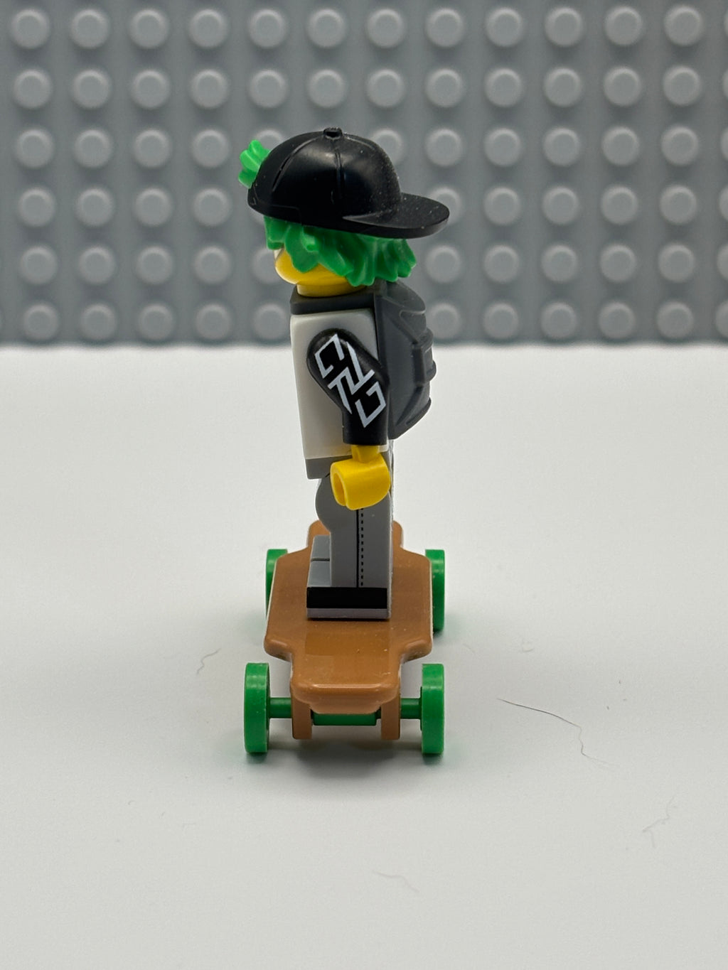 Longboarder - col27-7