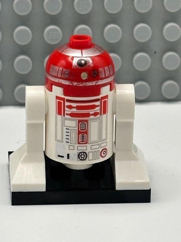 Q7-Series / R4 - P22, Astromech Droid - sw0534