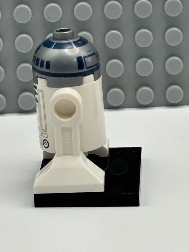 R2D2, Astromech Droid - sw0527a